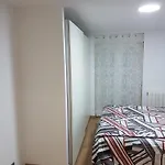 Gumerflat Patio-yaard, Parking &, Wifi Fibra Free, Downtown * Burgo