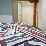 Gumerflat Patio-yaard, Parking &, Wifi Fibra Free, Downtown شقة *