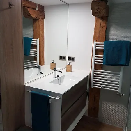 Gumerflat Patio-yaard, Parking &, Wifi Fibra Free, Downtown Apartamento