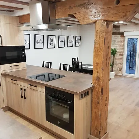 Apartamento Gumerflat Patio-yaard, Parking &, Wifi Fibra Free, Downtown *