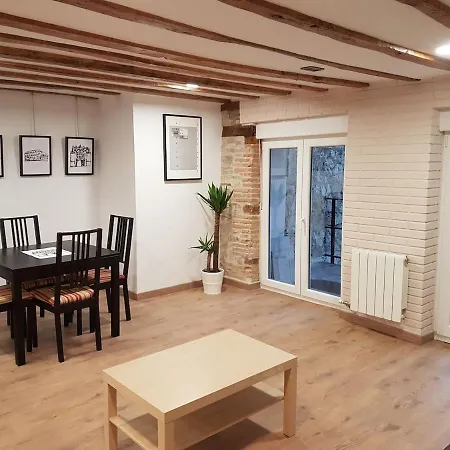 Con Patio En Pleno Centro Wifi Fibra Free Apartment Burgos