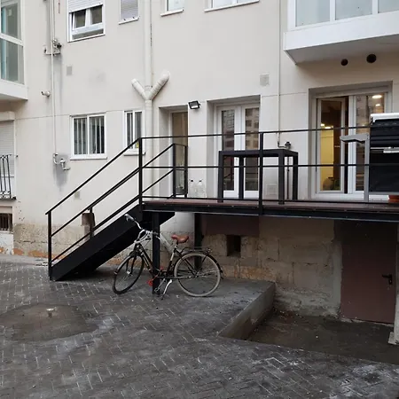 Con Patio En Pleno Centro Wifi Fibra Free Apartment