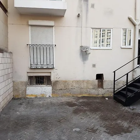 Con Patio En Pleno Centro Wifi Fibra Free Apartment