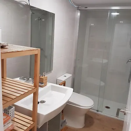 Gumerflat Patio-yaard, Parking &, Wifi Fibra Free, Downtown * Burgo