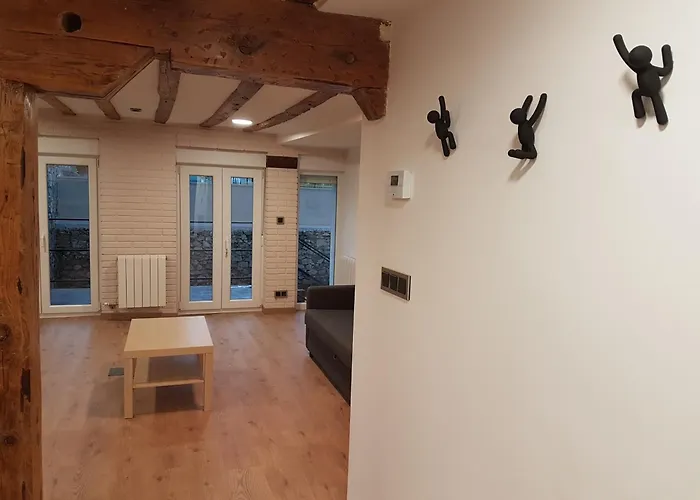 아파트 Gumerflat Patio-yaard, Parking &, Wifi Fibra Free, Downtown Burgo