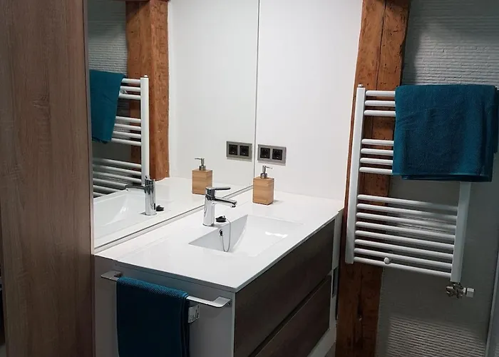 Gumerflat Patio-yaard, Parking &, Wifi Fibra Free, Downtown *